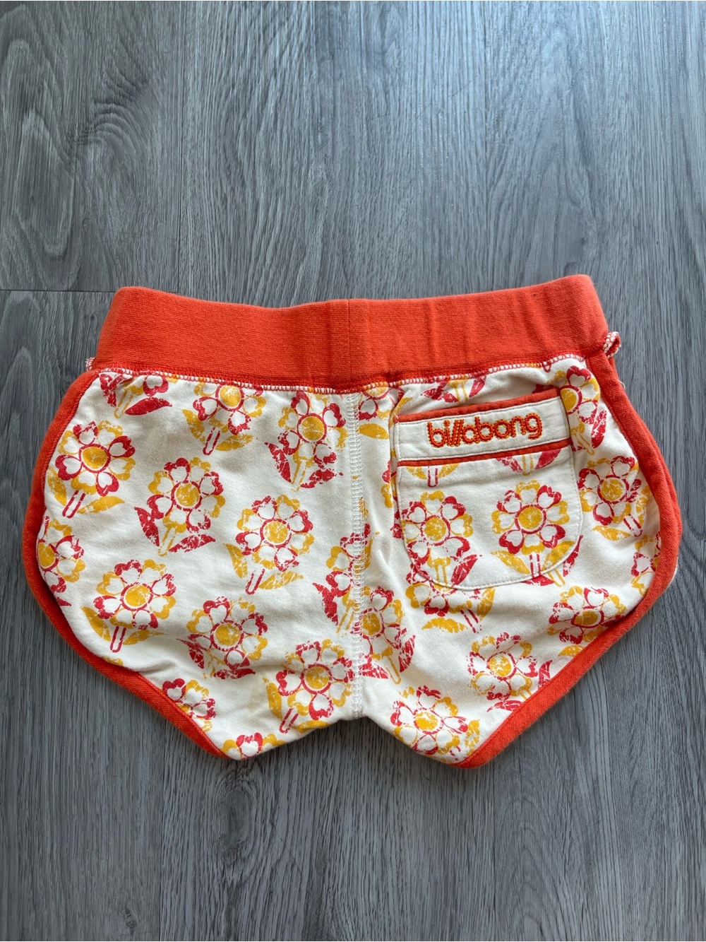 Vtg Y2K billabong mini shorts